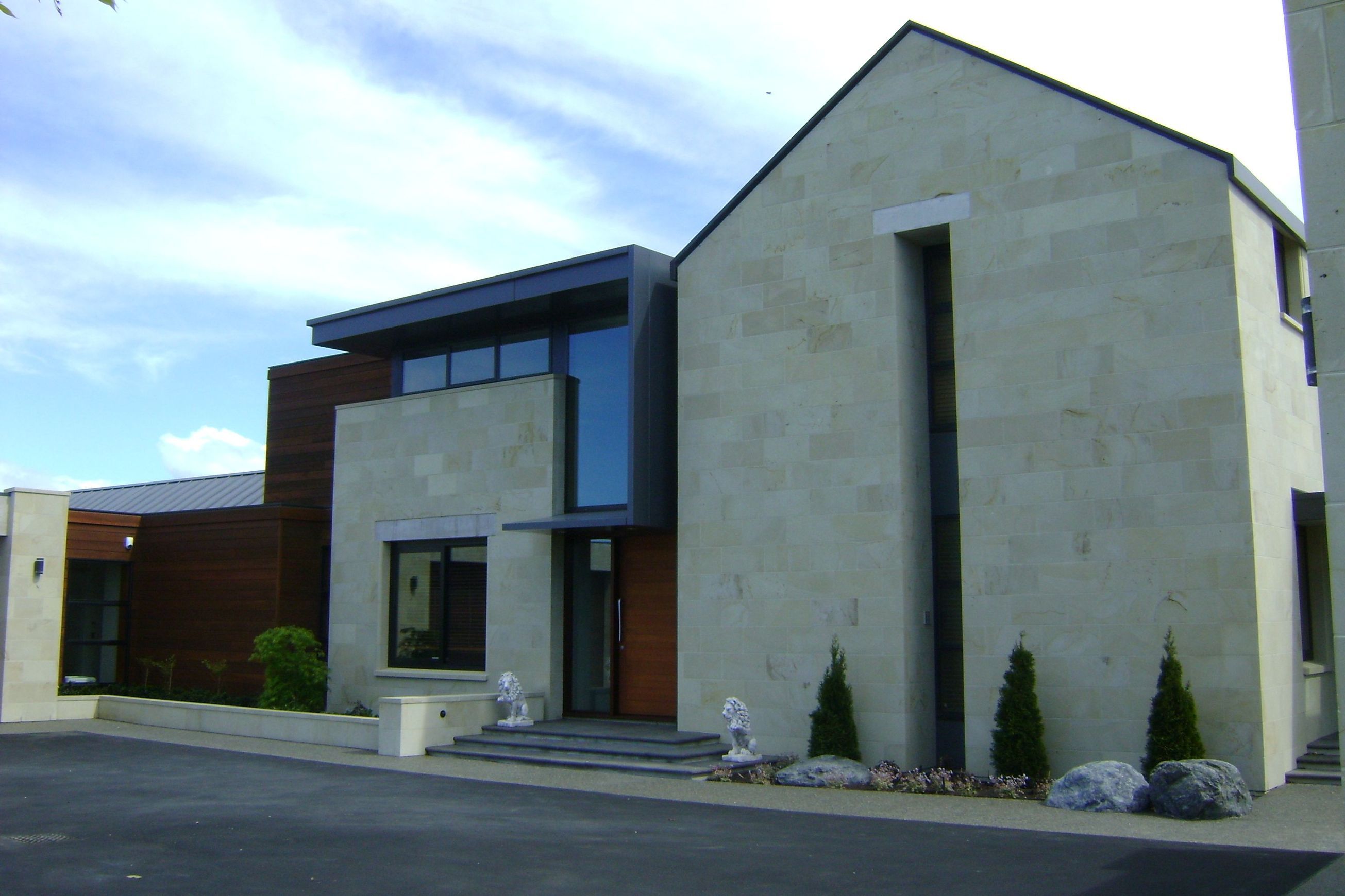 Sawnstone Awa Natural