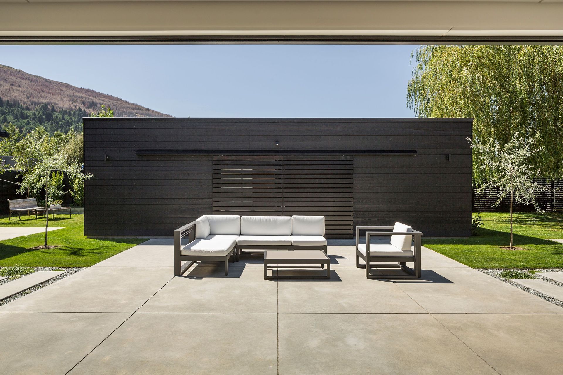 Contemporary Sleepout