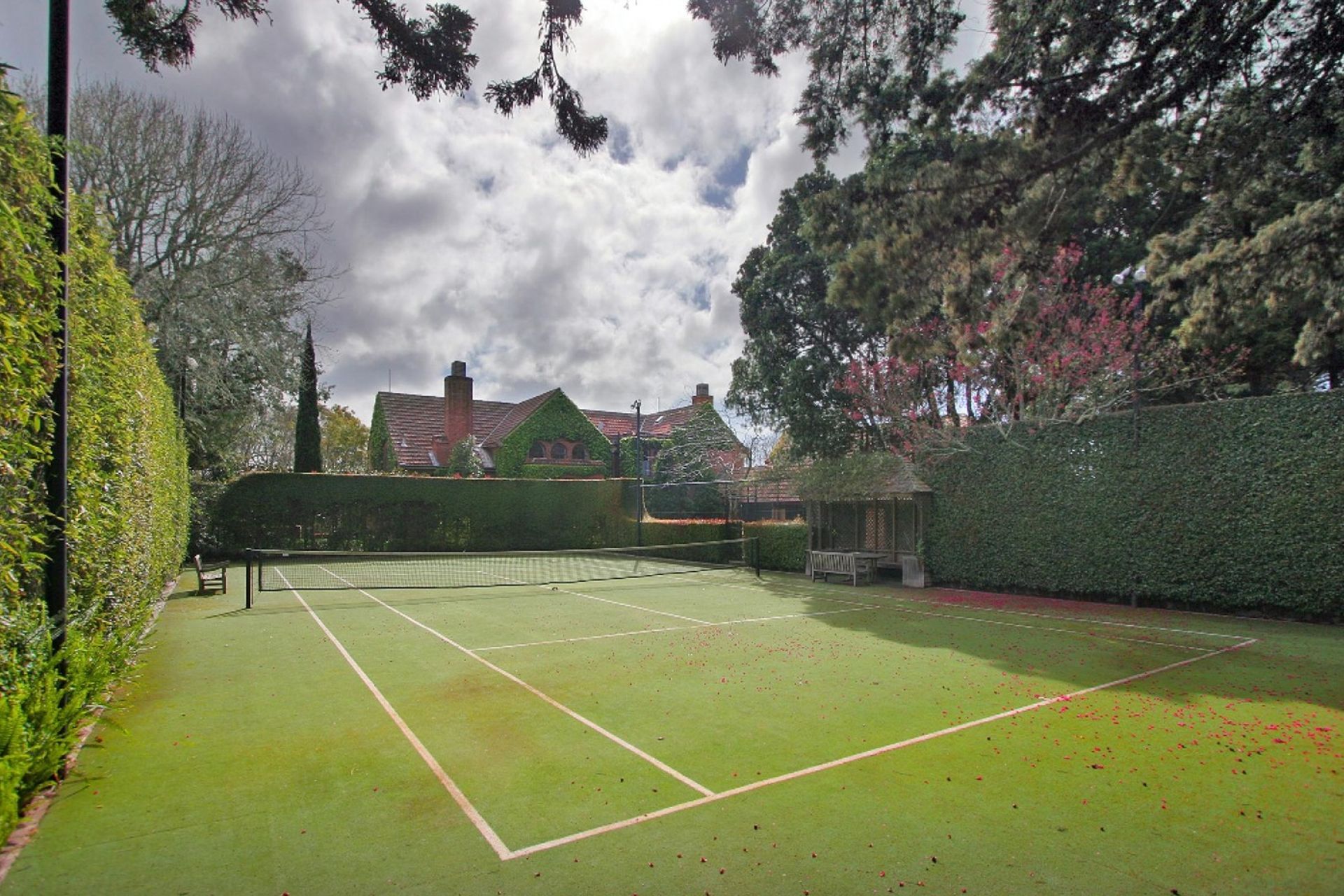 Godden Crescent House