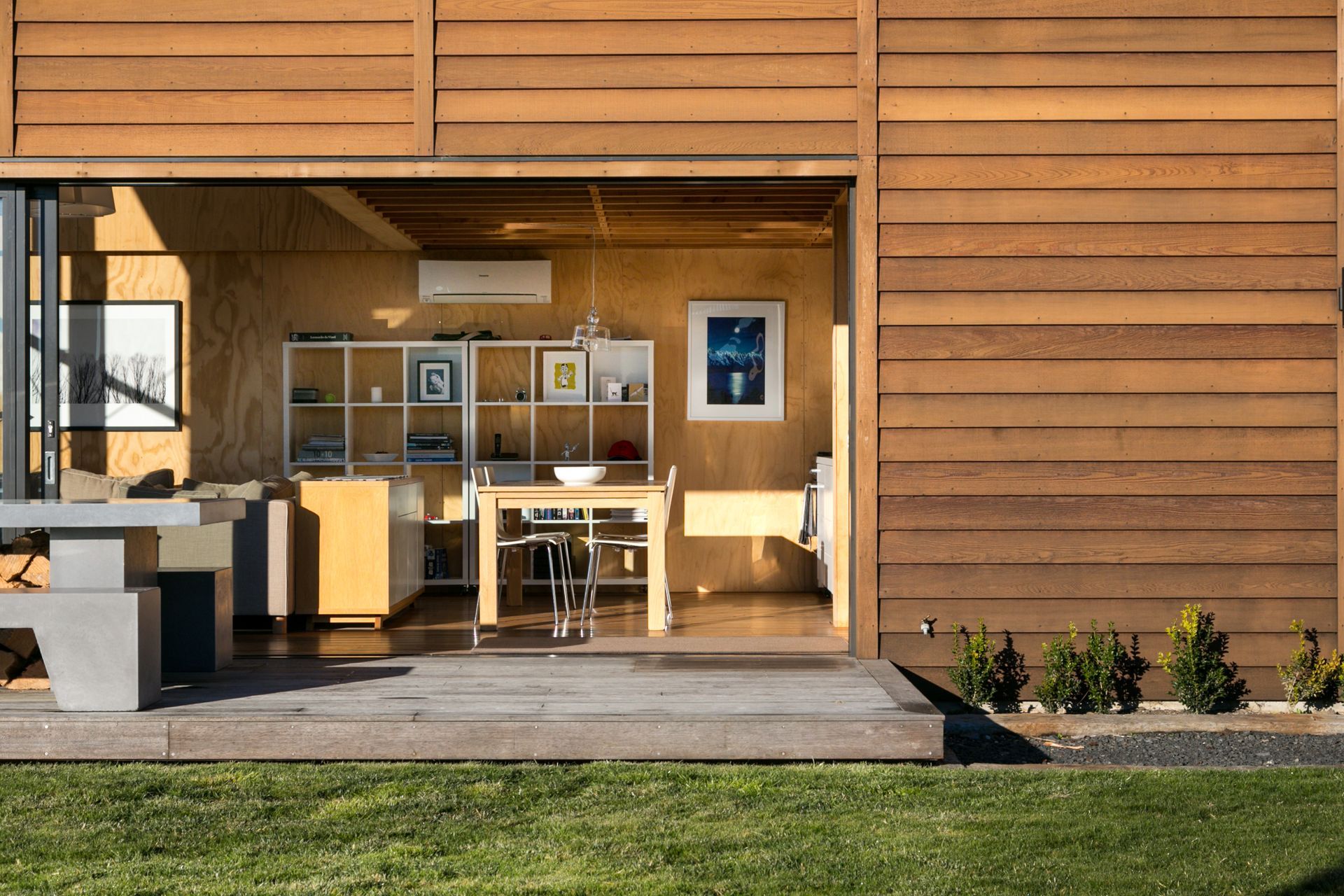 Taieri Mouth Bach, Taieri Mouth