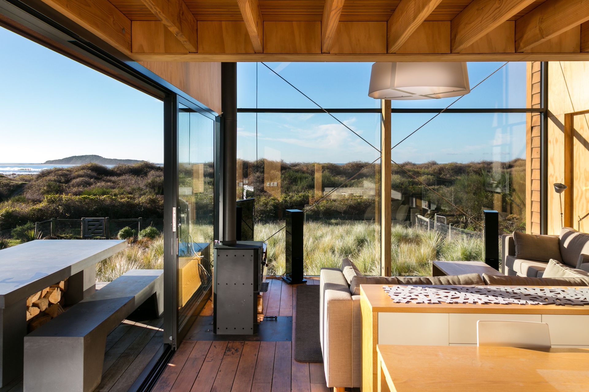 Taieri Mouth Bach, Taieri Mouth