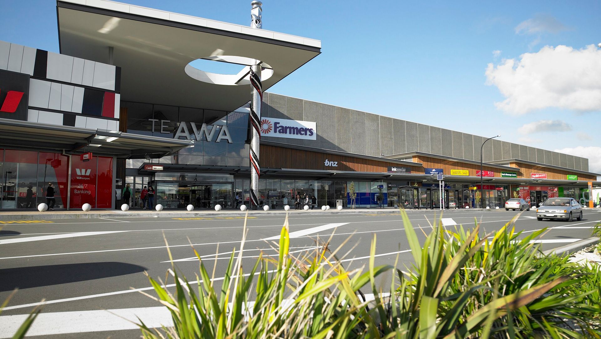 Te Awa Shopping Centre banner