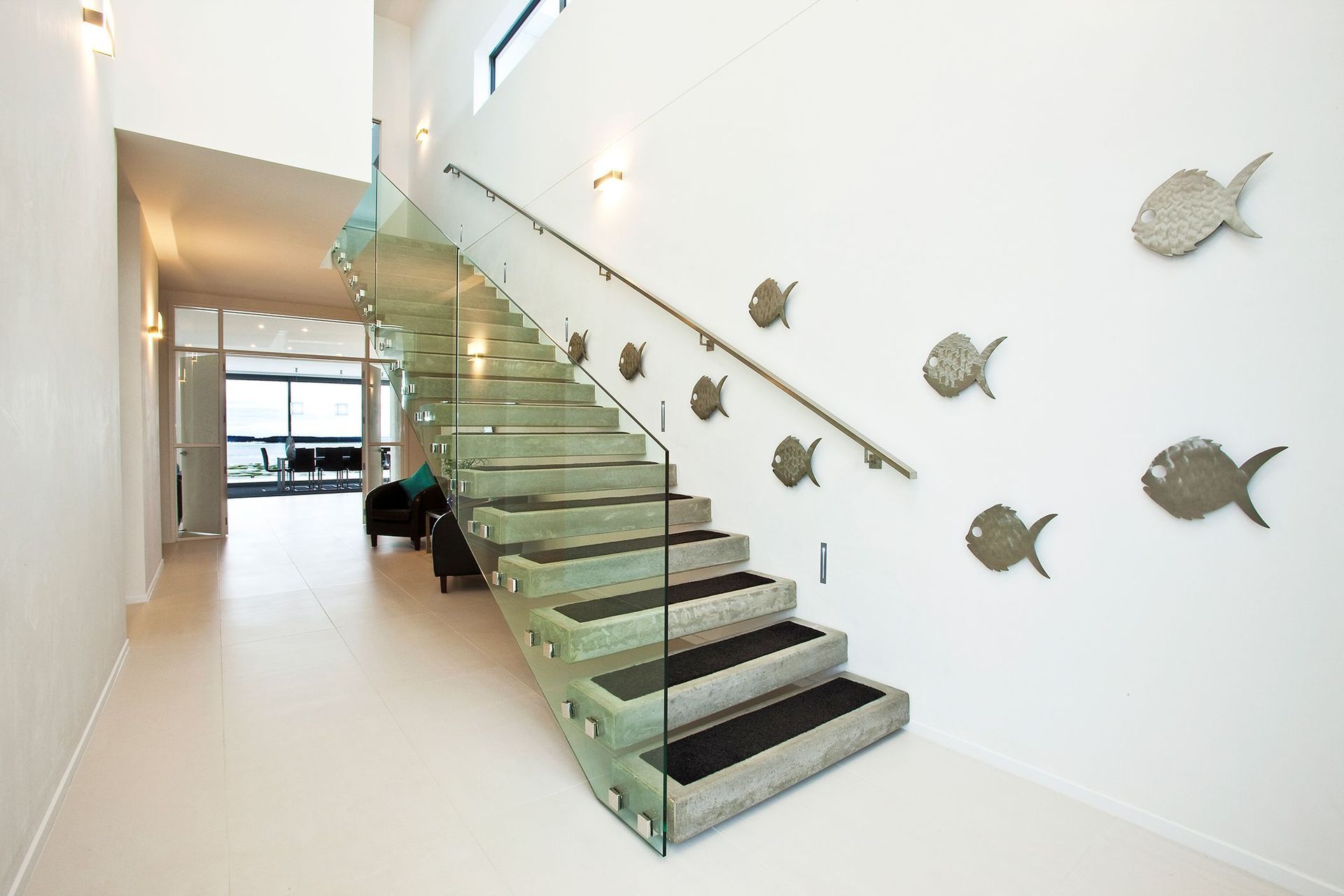 Woods Avenue Residence