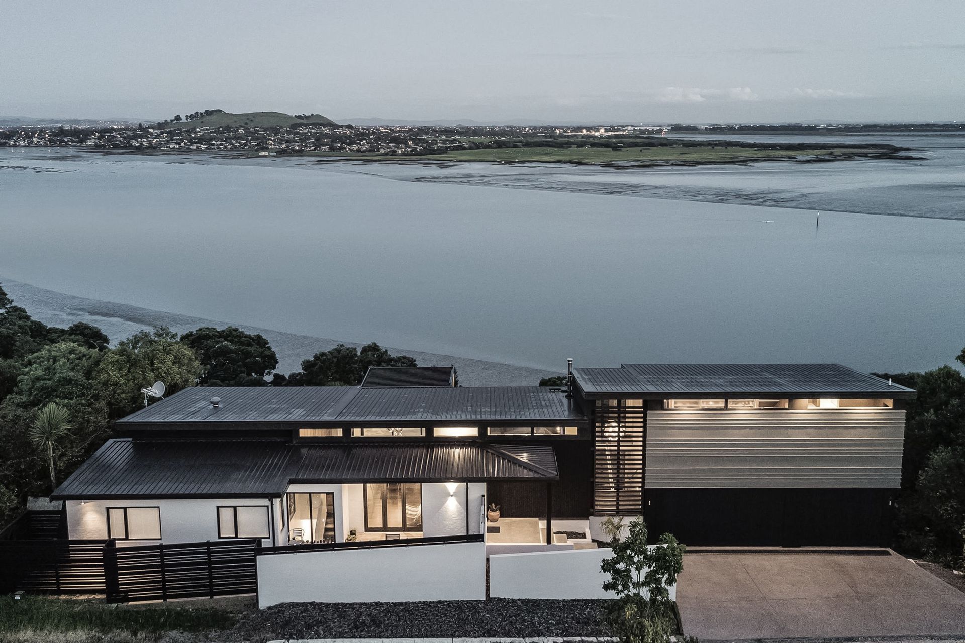 Grannys Bay Residence