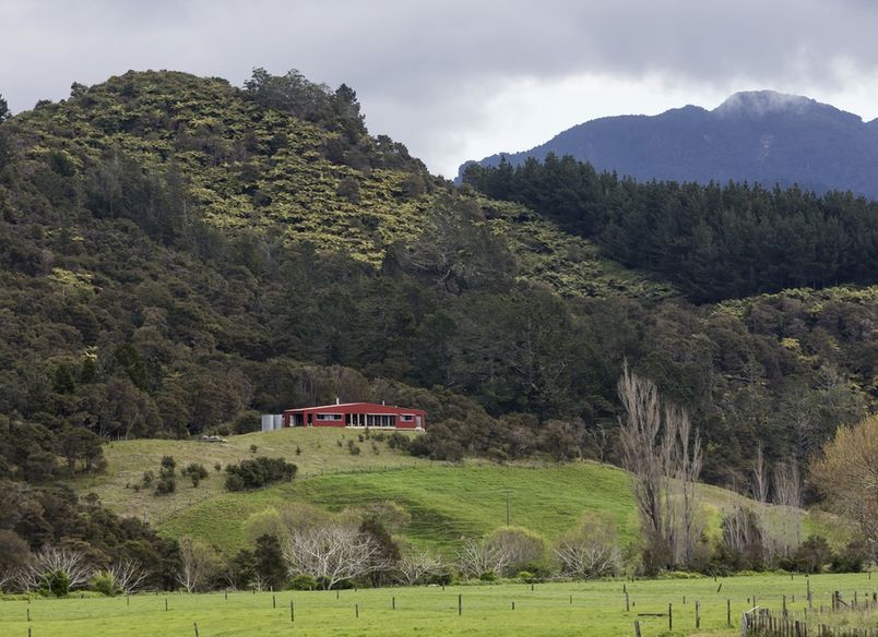 Puketui Valley House