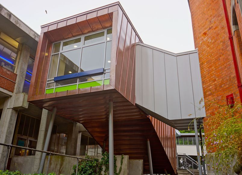 Auckland Girls Grammar - Smart Tray Standing Seam Cladding