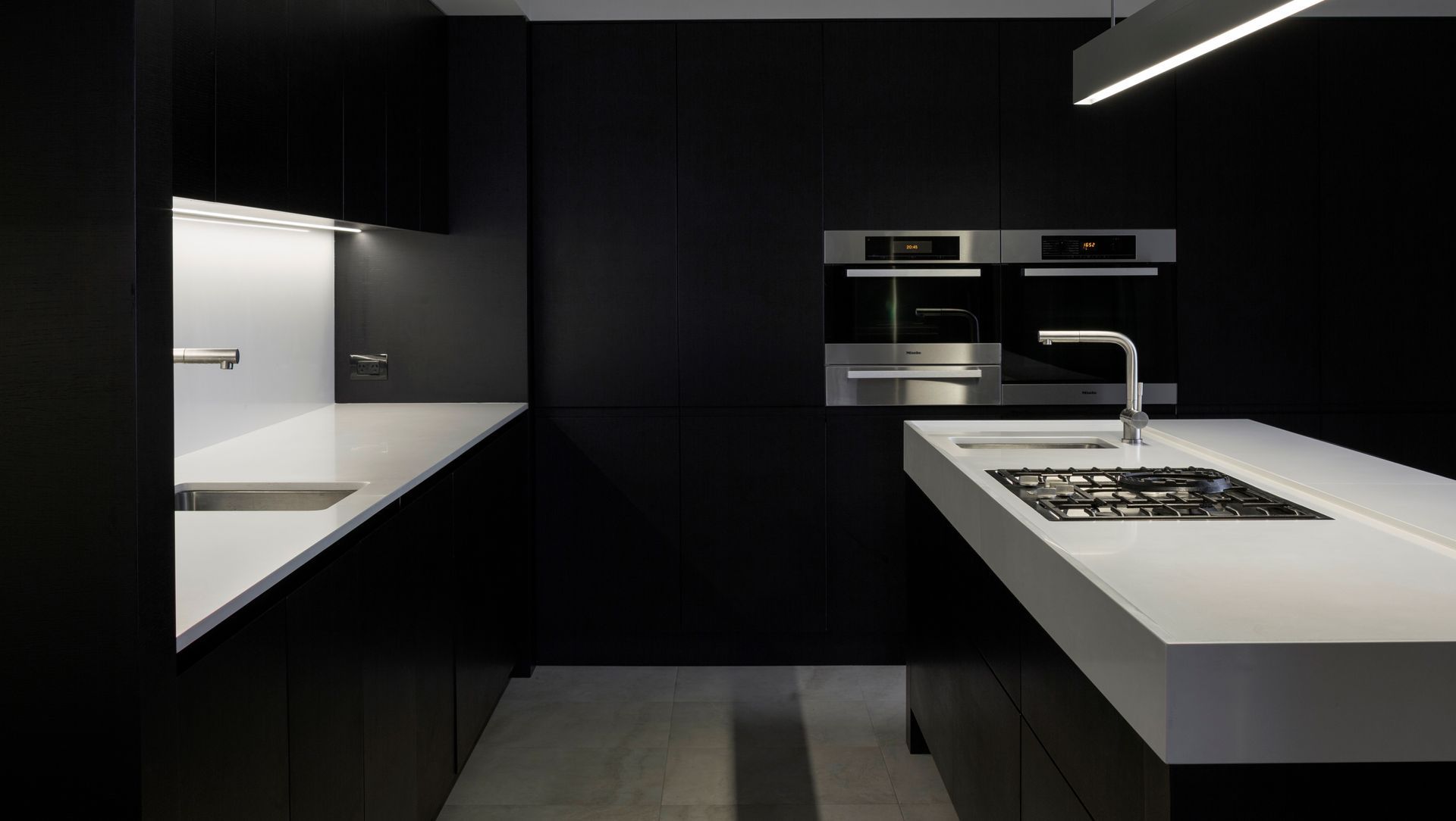 Black Barn Residence banner