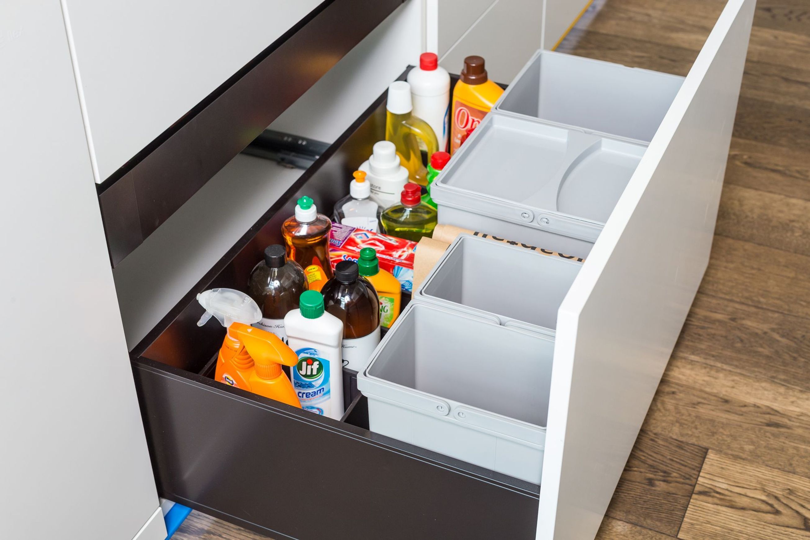 SERVO-DRIVE uno for bin solutions