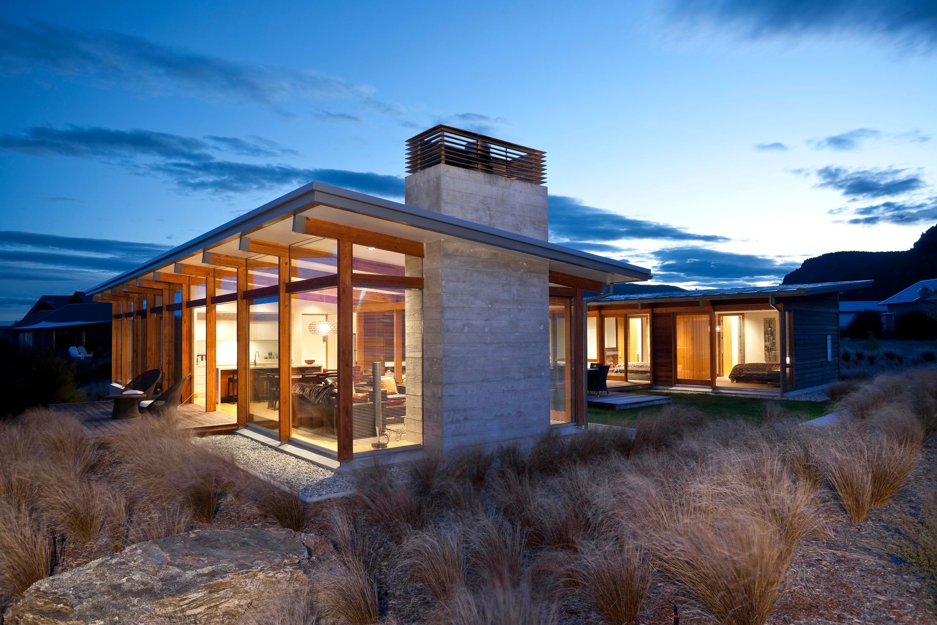 Clutha River House, Albert Town