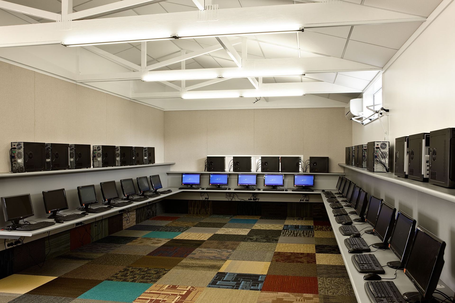 Flanshaw Rd Primary School