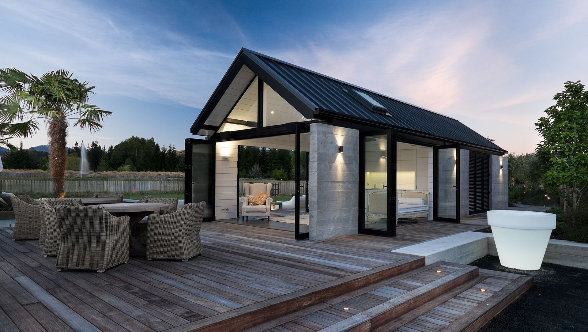 Horseshoe Bend Cabana banner