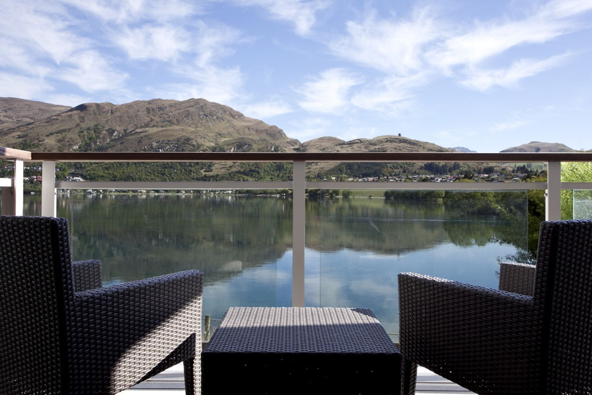 Lakeside West Apartments