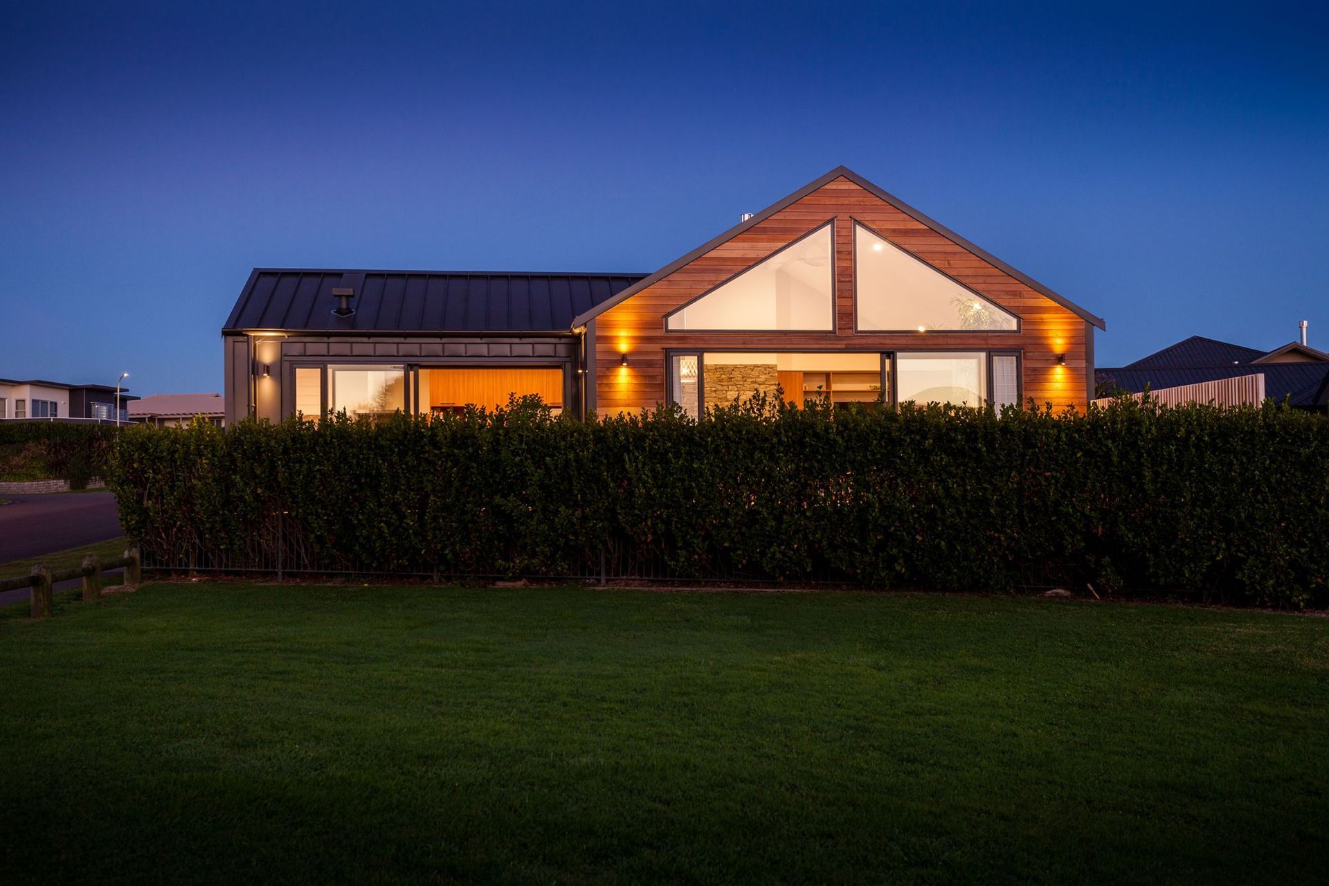 Links Drive Display Home