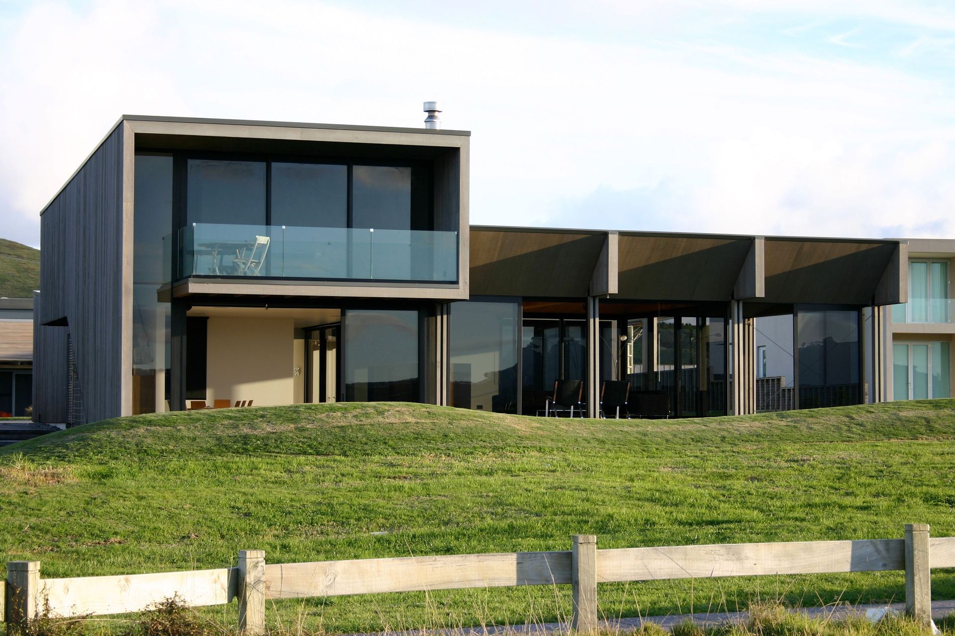 Taumata, Omaha Beach House
