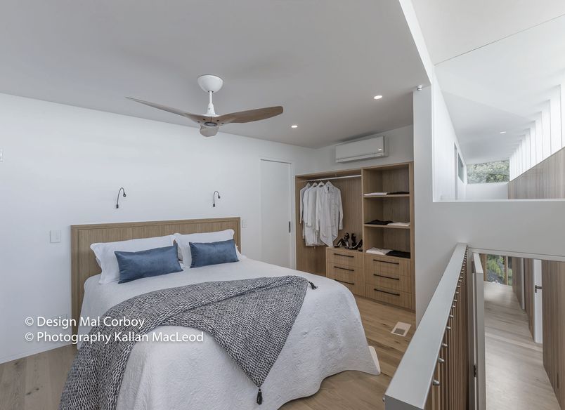 Onetangi Beach Wardrobe