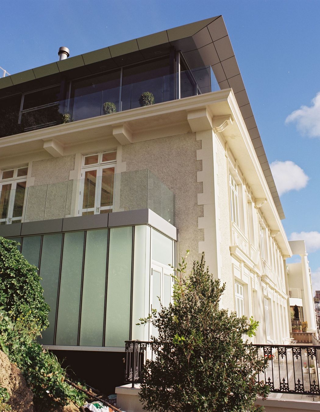 Oriental Bay Apartments