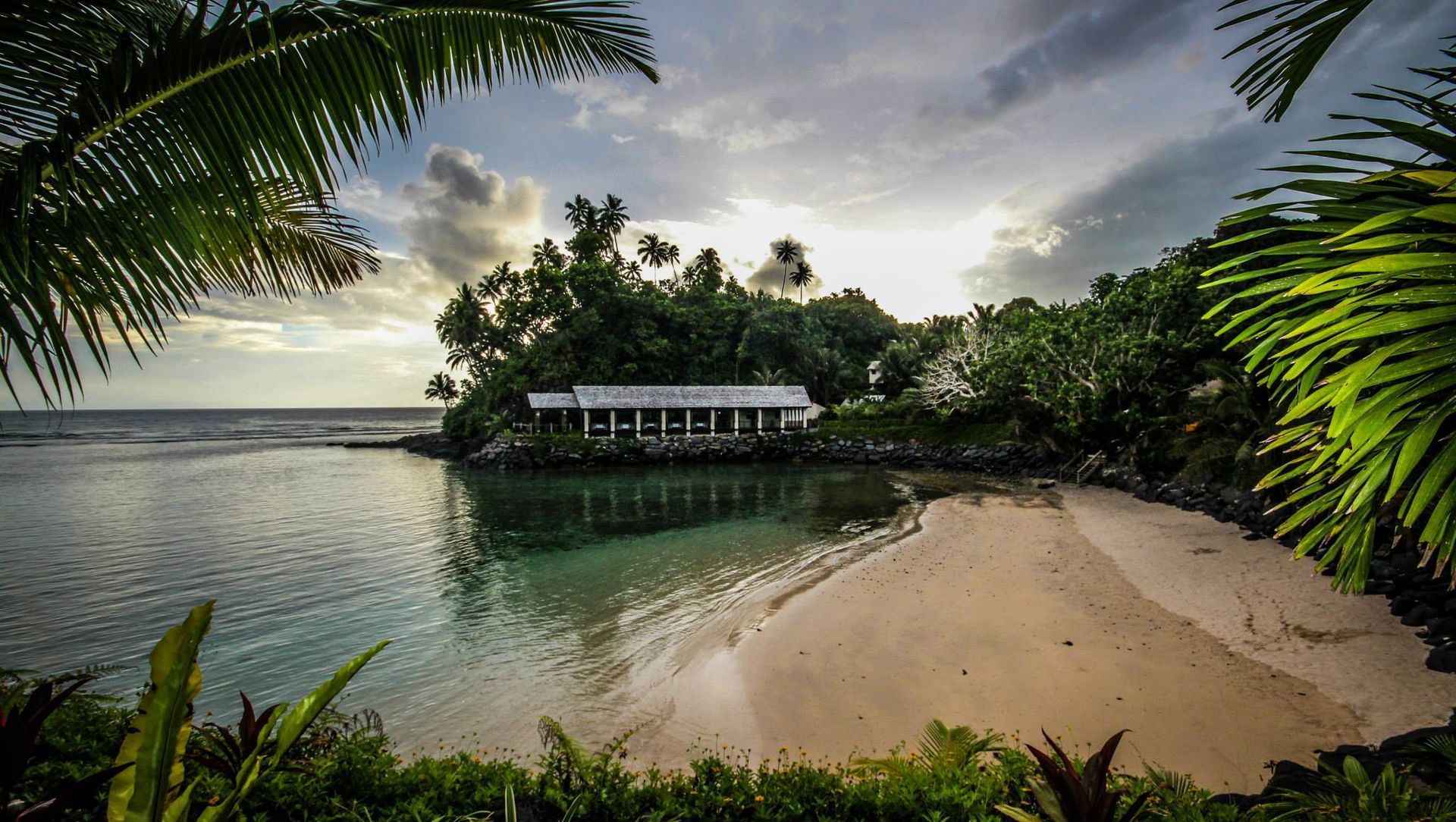 Seabreeze Resort Samoa – Aufagna – South Coast banner