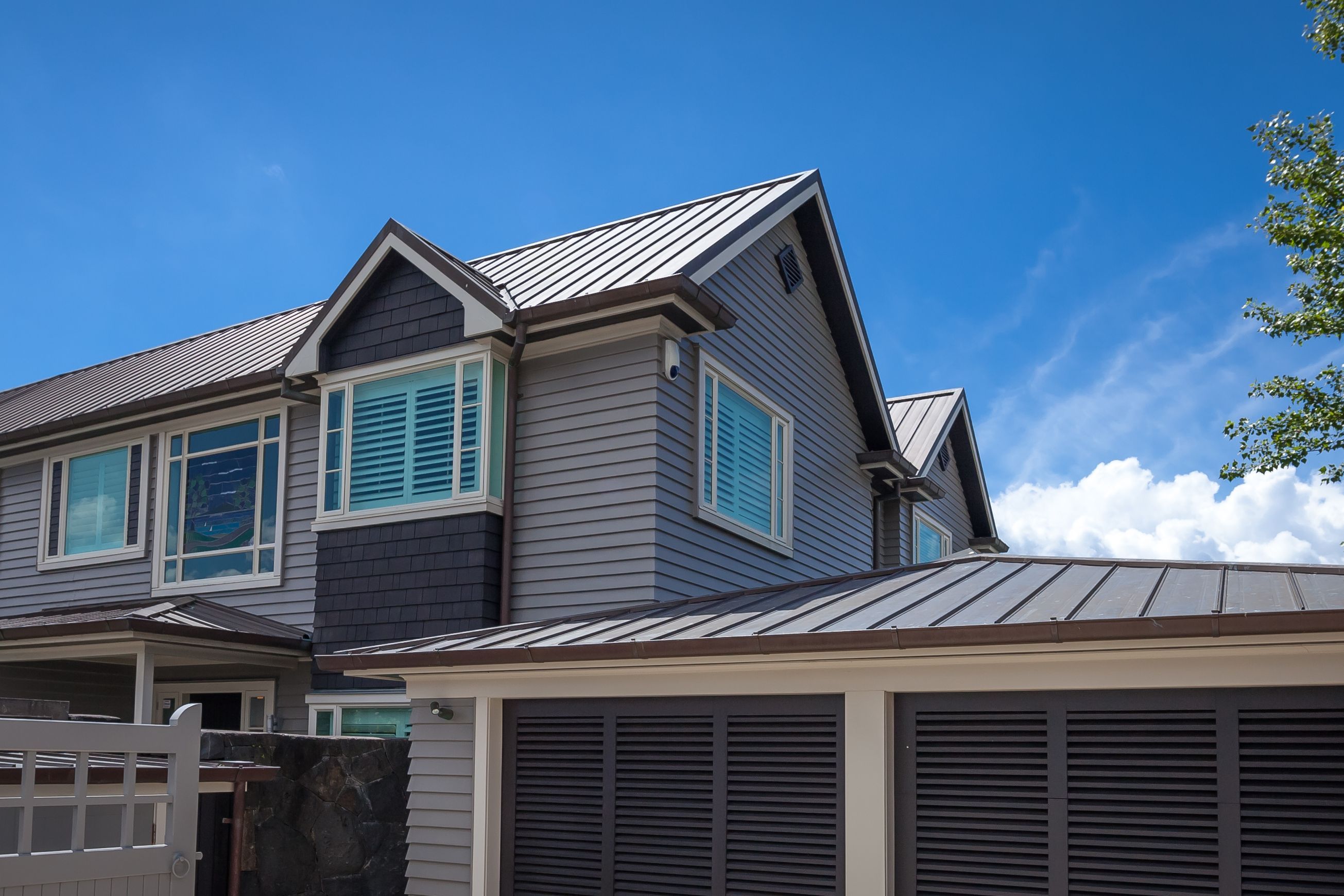 Smart Tray Snap-Lock Roofing