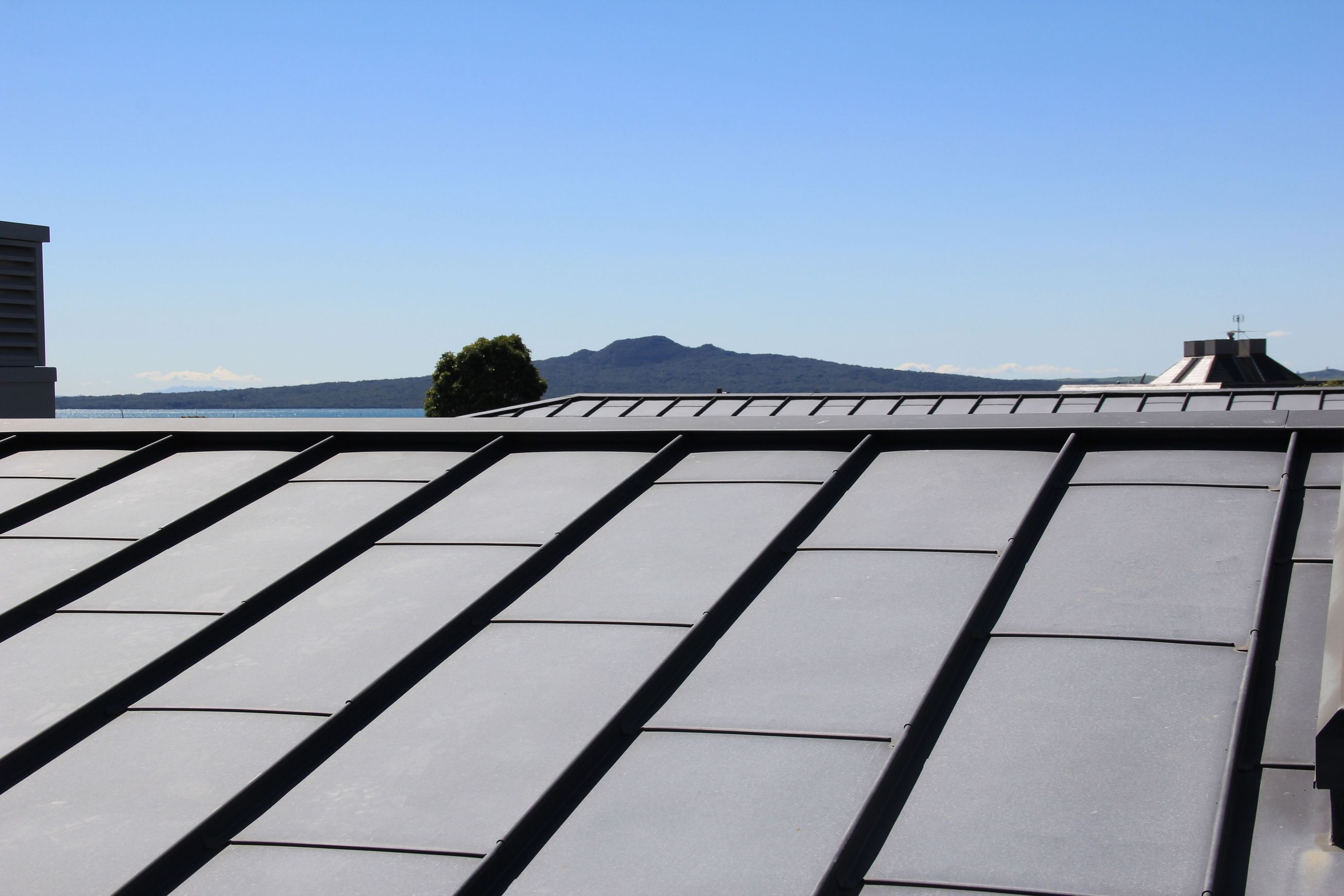 Smart Tray Custom Metal Roofing