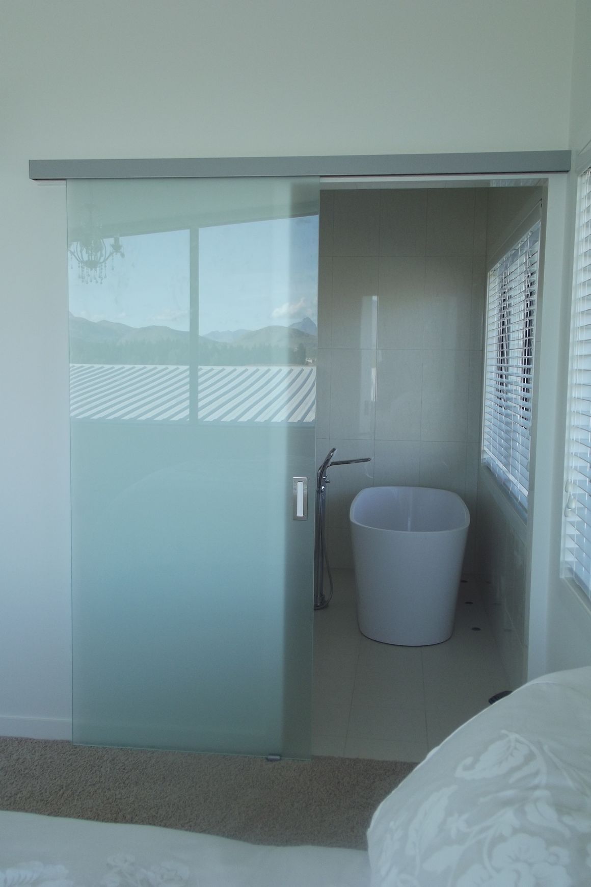 Pattern & Privacy Glass