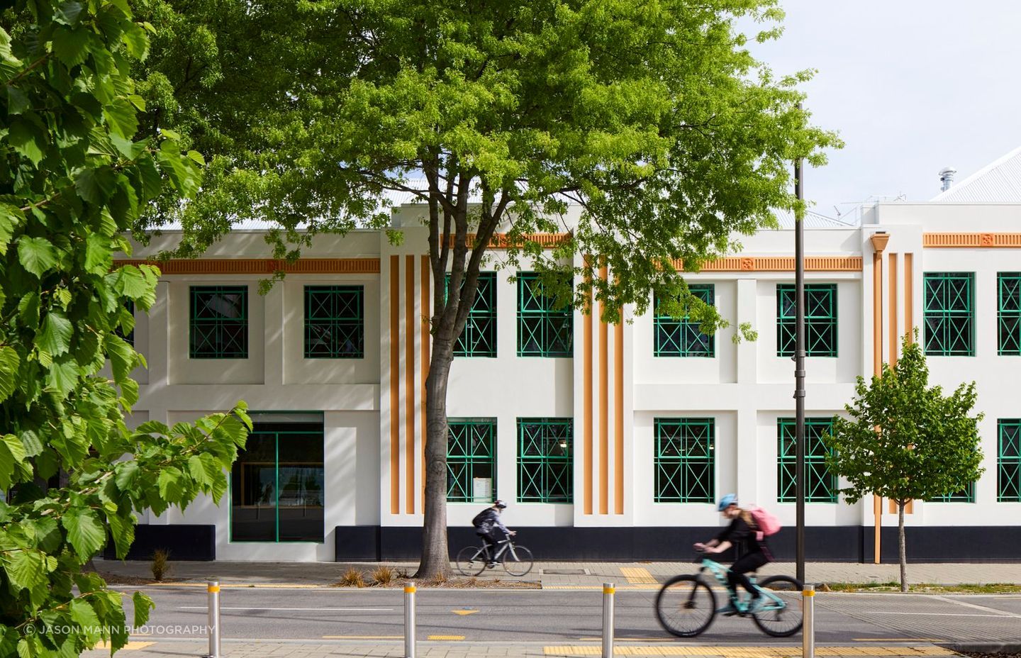 The client wanted to retain the charm and heritage of the building but also have a modern fit-out.