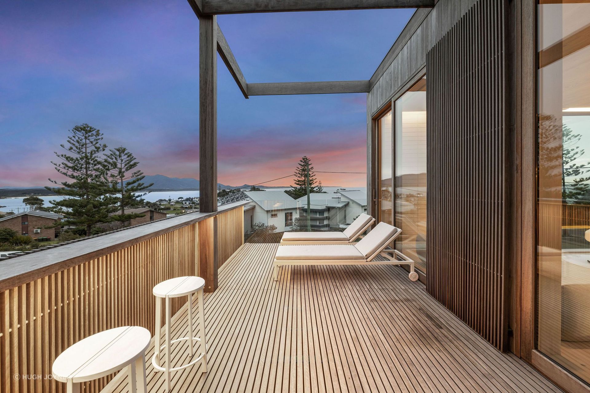 Winter Architecture reimagines the Australian beach shack, trading rustic seaside charm for modernist elegance.