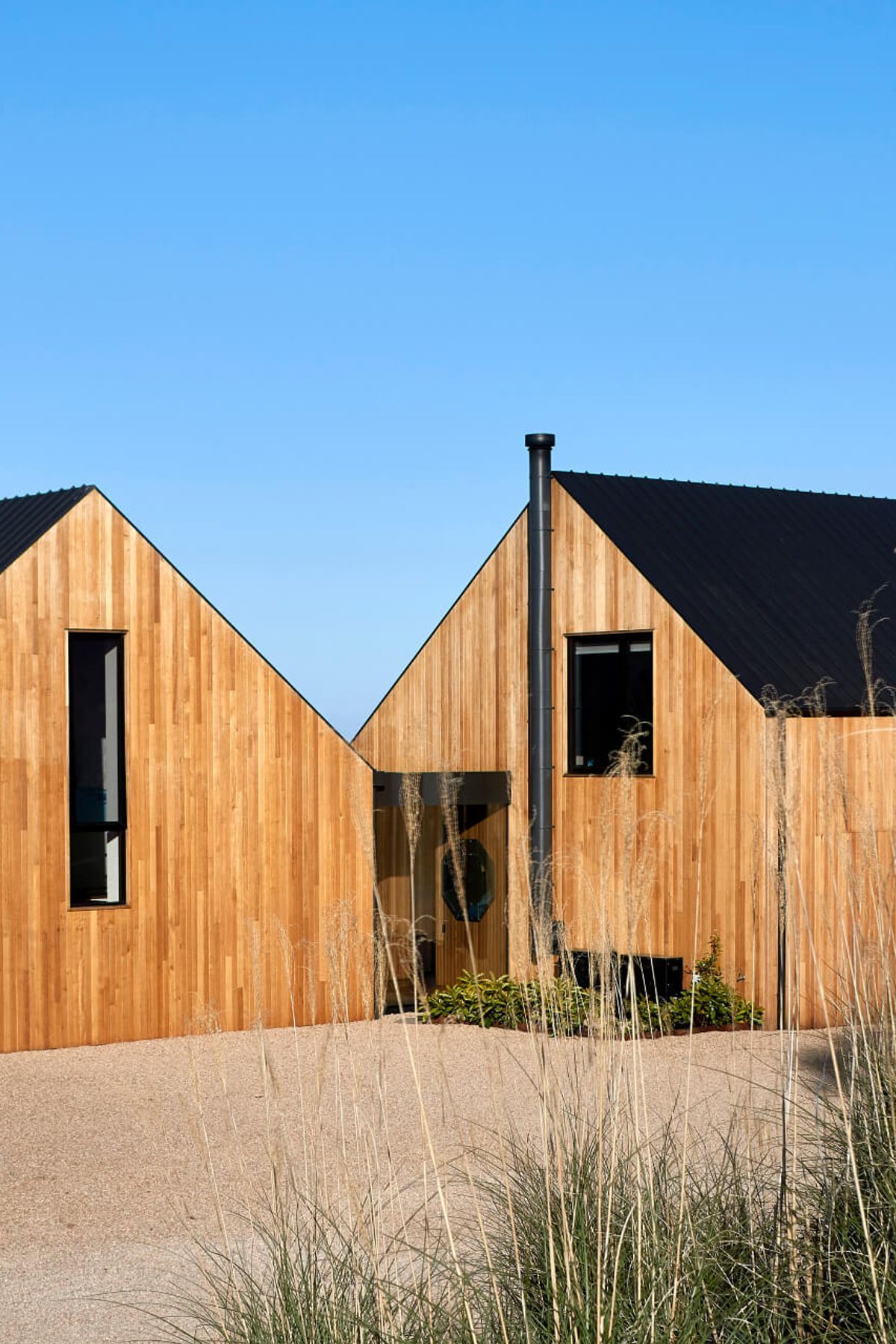 Flinders Residence by Abe McCarthy Architects and AV-ID | Shannon McGrath