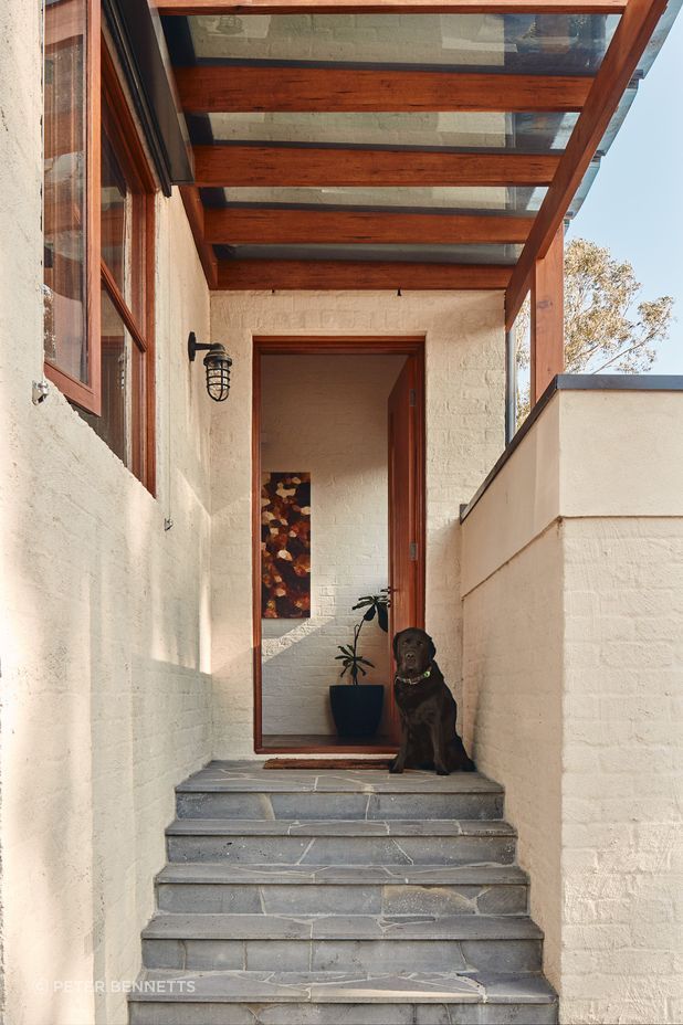 Cleverly-placed tonal features act as a foundation for further layers of colour and pattern within furnishings, soft textiles and artworks.