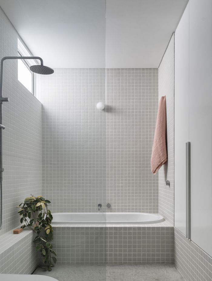 Muted tones within the bathroom.