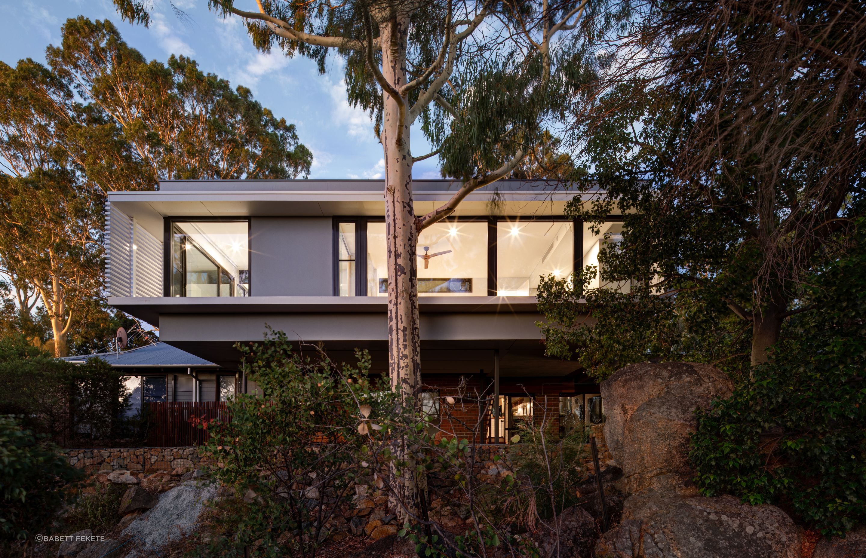 The final outcome is a one-of-a-kind structure that sits snugly in its bushland setting that well and truly exceeded the expectations of the architects and homeowners alike.