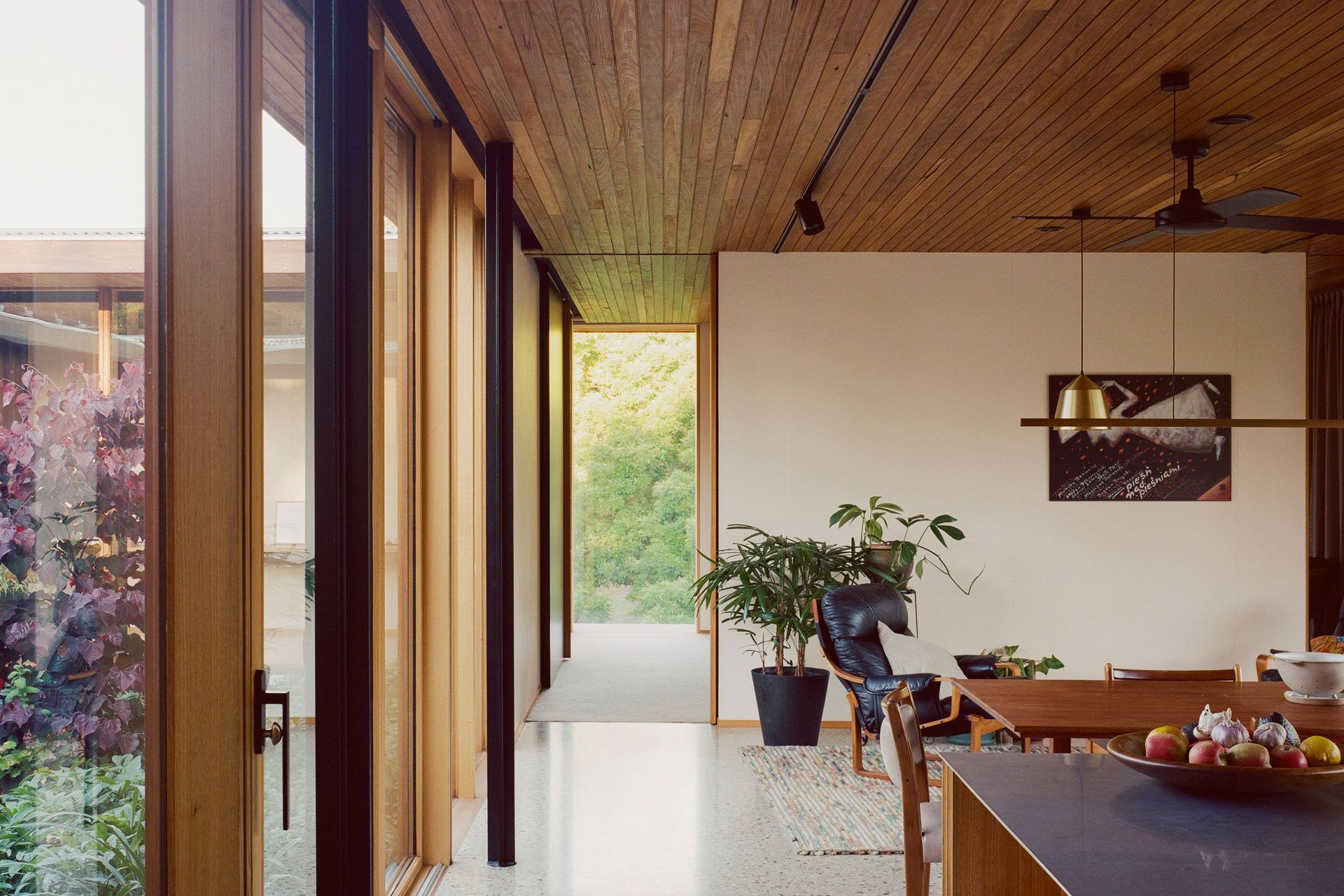 BINQ manufacture windows with low-conductive materials, such as wood and uPVC.