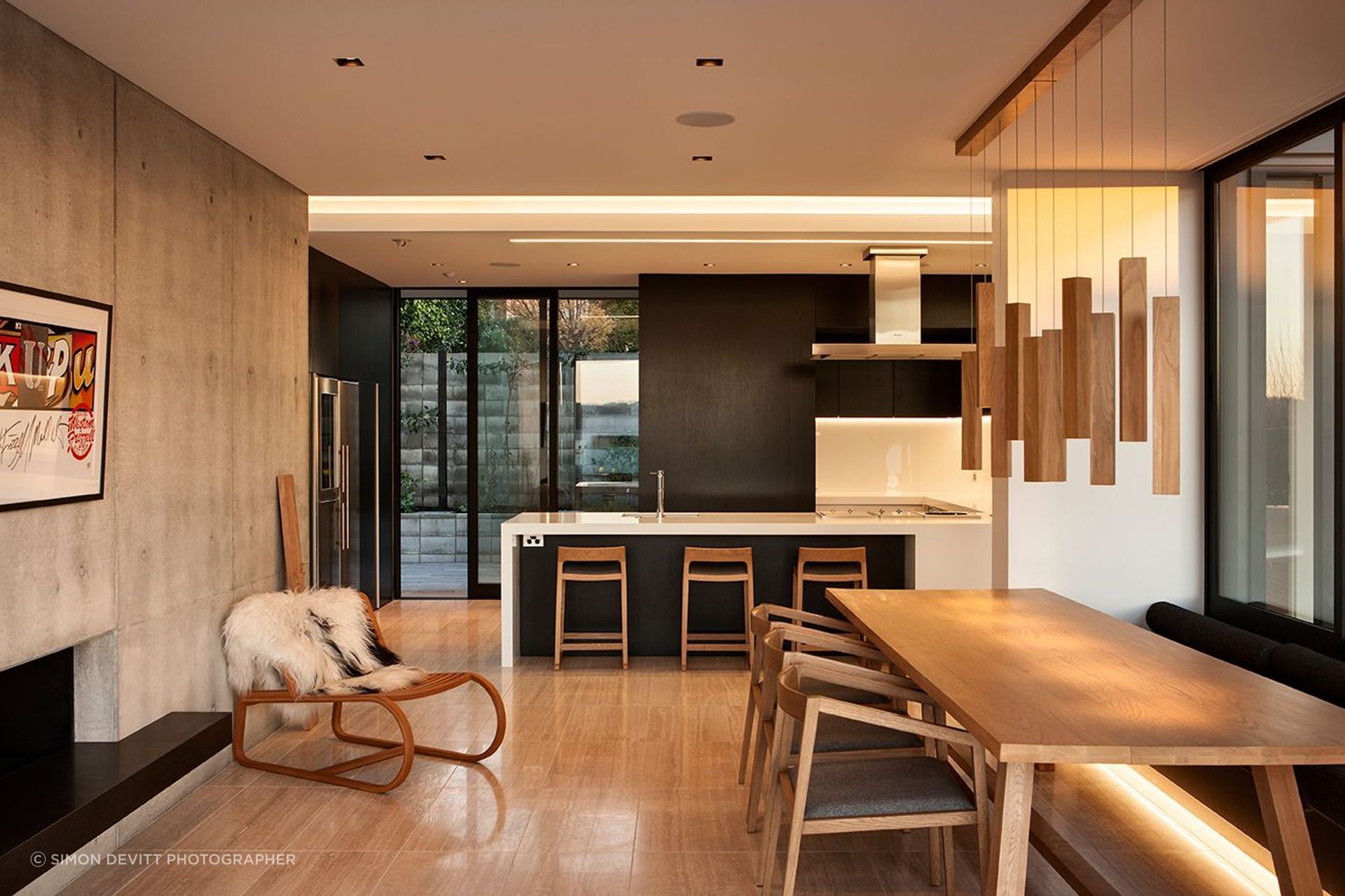 As well as being good for the planet, many timbers have antibacterial benefits that can help to keep our homes free from unwanted bacteria like e-coli and listeria. Herne Bay Road house by Daniel Marshall Architects. Photograph by Simon Devitt.
