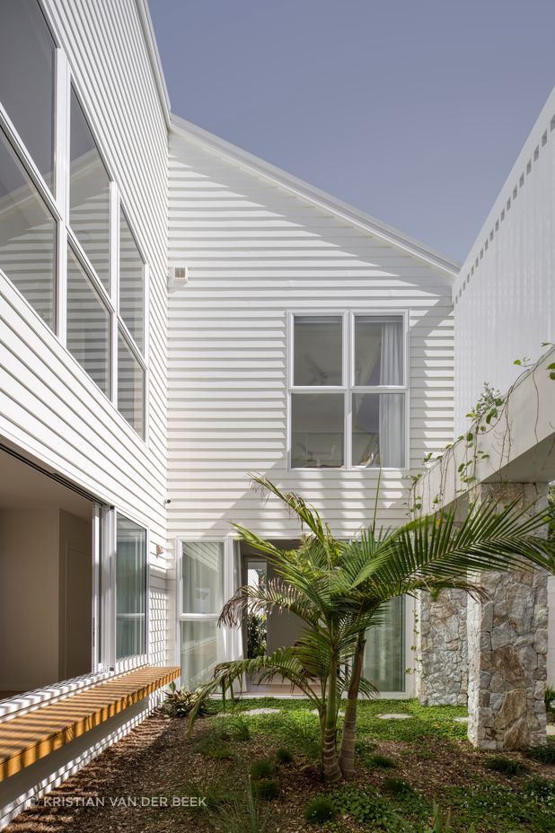 The design element of vertical lines continues in the central courtyard