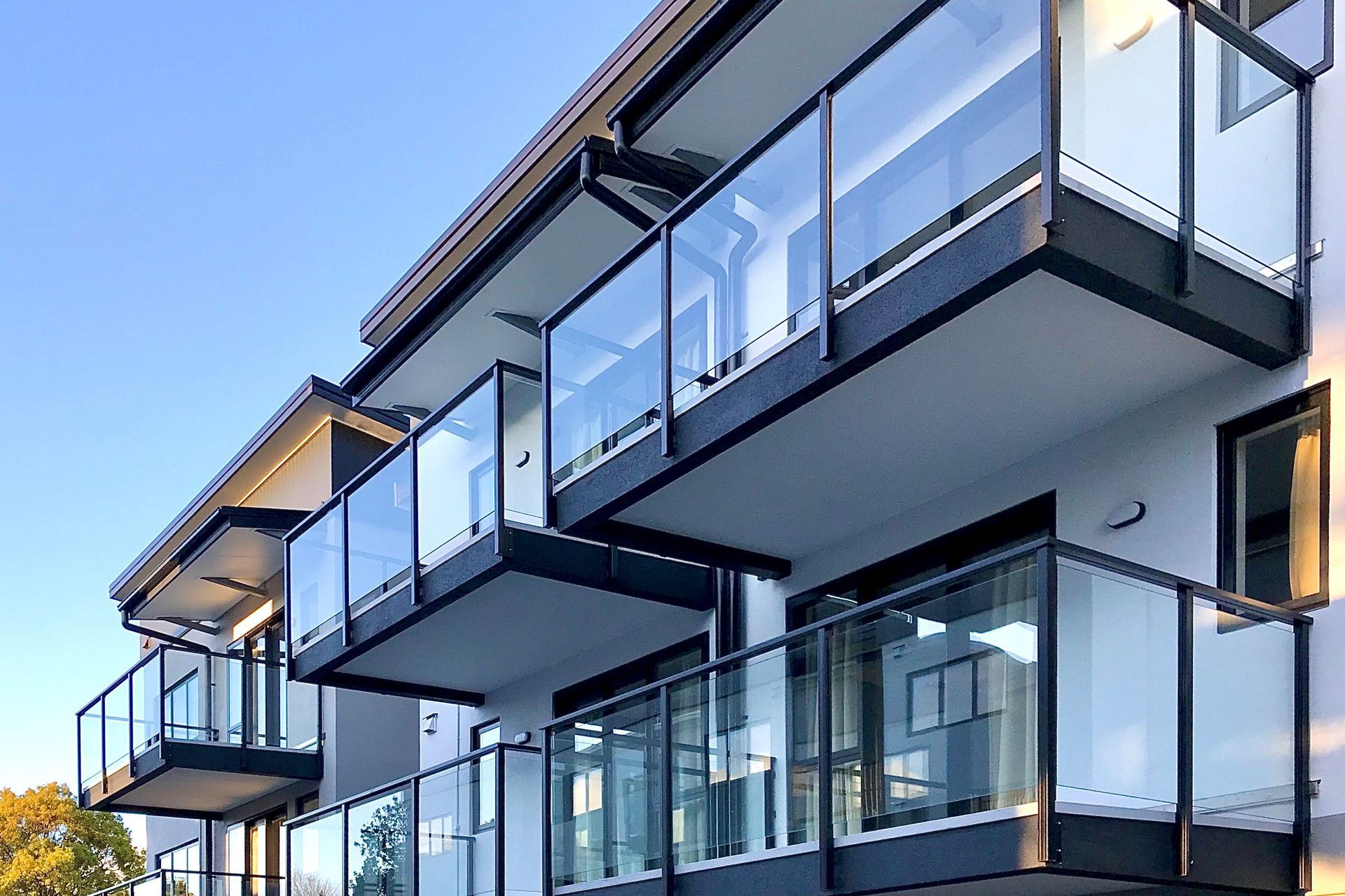 Specifying balustrade systems for the urban dwelling