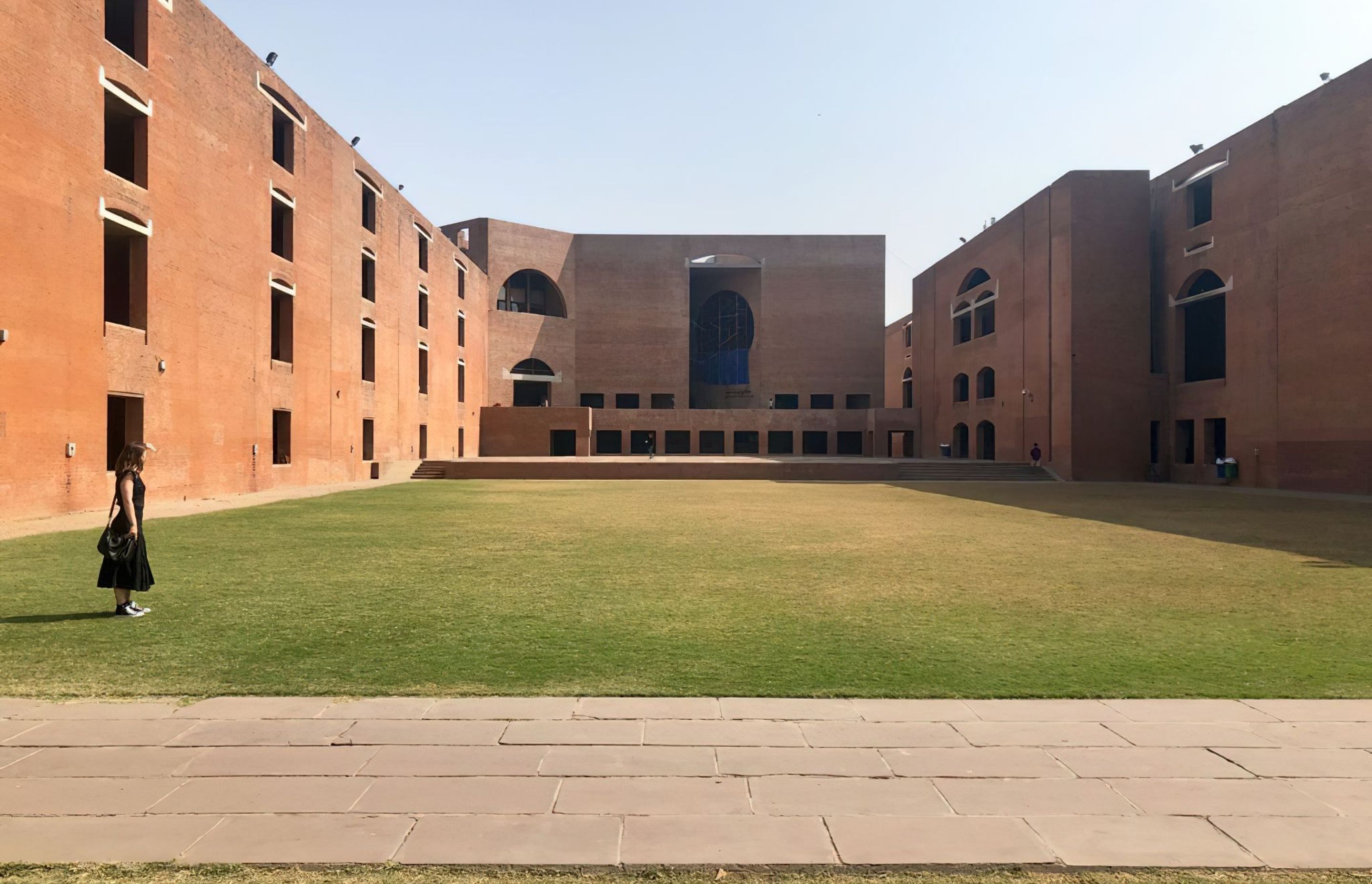 A Fascinating journey to Louis Kahn’s Indian Institute of Management Ahmedabad, India