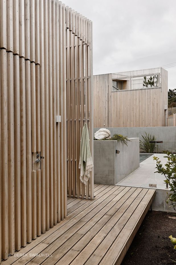 The iron ash externally and the pine internally offers an organic feel.