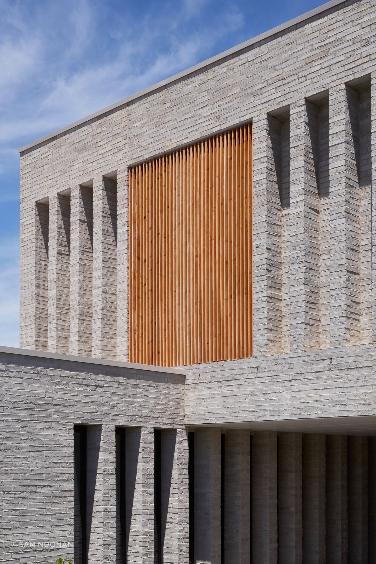 German bricks create an imperfect facade | Tennyson Residence by Enzo Caroscio Architects