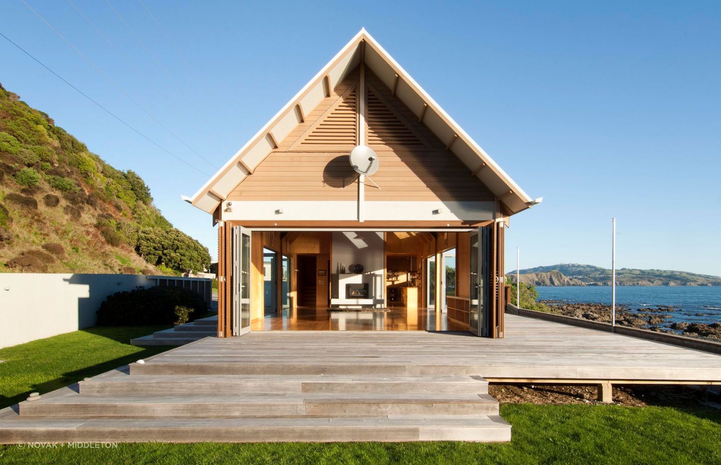 The Boathouse by Novak + Middleton can open up on three sides, taking advantage of the picturesque surroundings