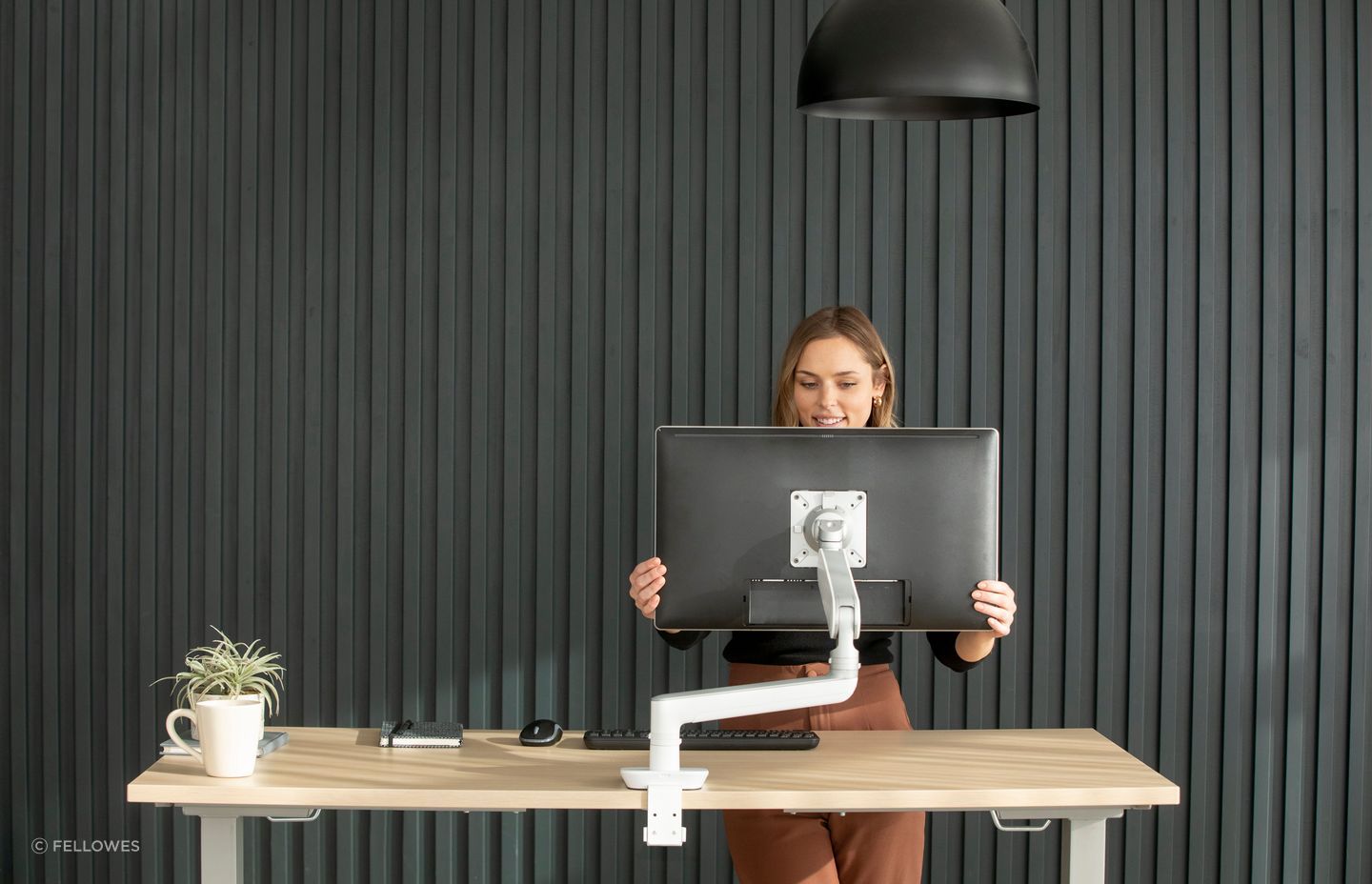 Fellowes' Rising Monitor Arms  are designed with 16 different configurations and nine colour finishes so that they can seamlessly integrate into any space.