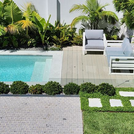 5 best practices to seamlessly integrate hidden pool covers
