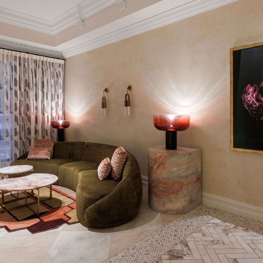 Bespoke carpet redefines guest experience for a contemporary revival​