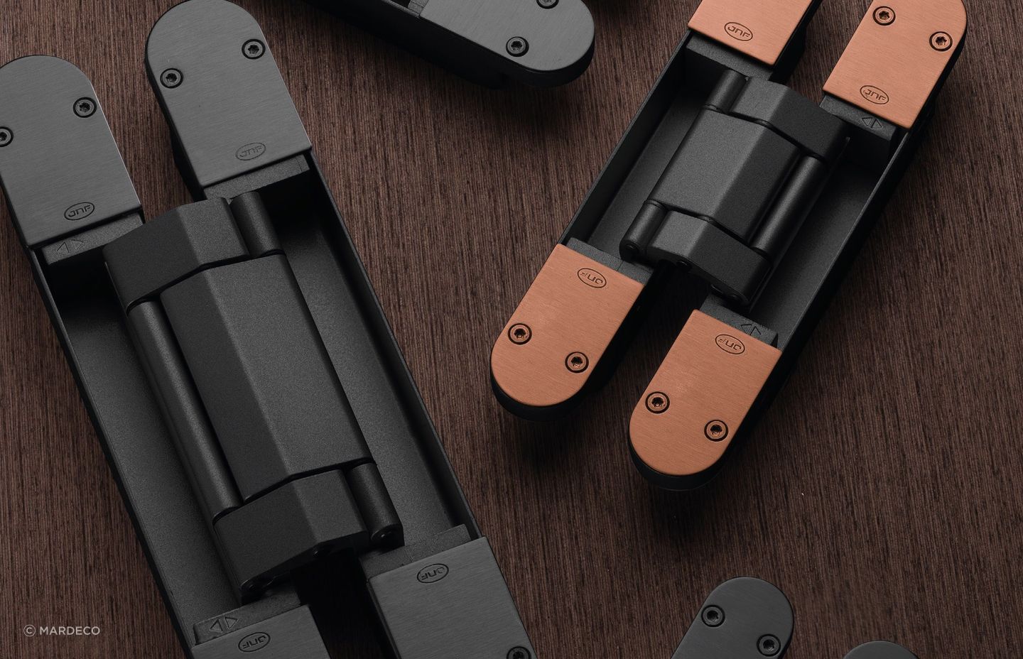 3D hinges from Mardeco.