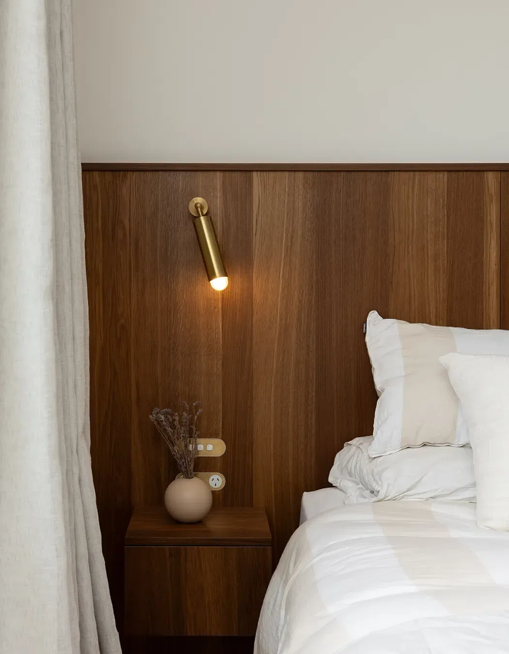 Project 32 by Renalls Joinery + SGB Construction | Smoked Arabica Timber Veneer