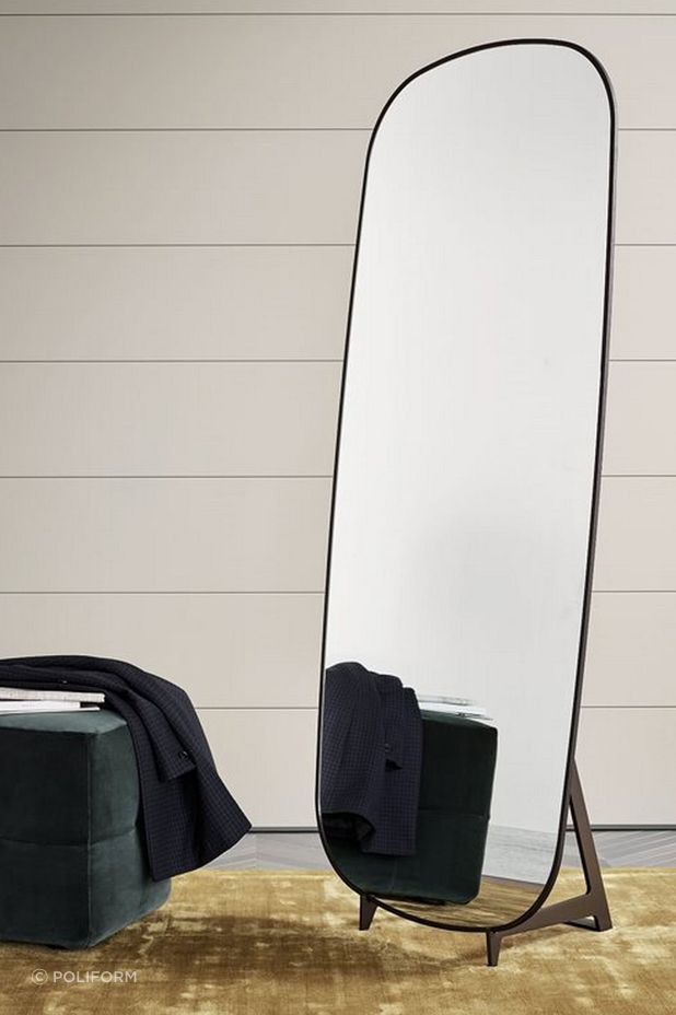 The Audrey mirror is seen at a different angle