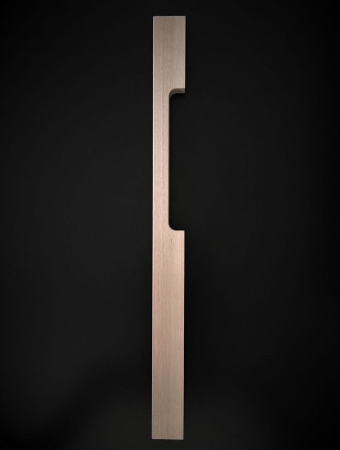 The internal grip can be square, curved or angled, and either centred or offset to the top or bottom of the handle.