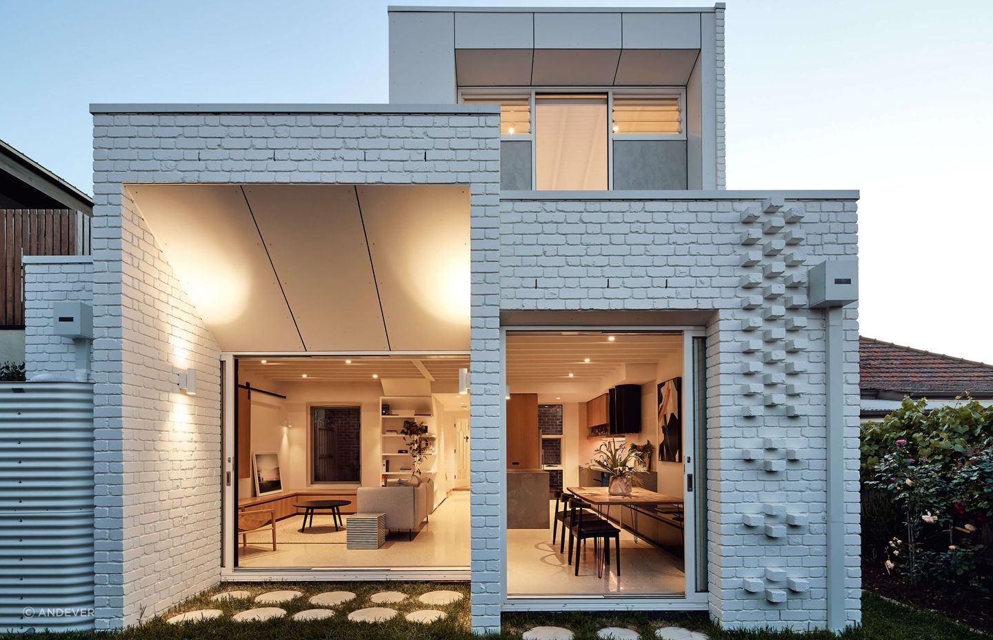 Depth and texture accentuated in the innovative design of Cascade House - Photography: Peter Bennetts