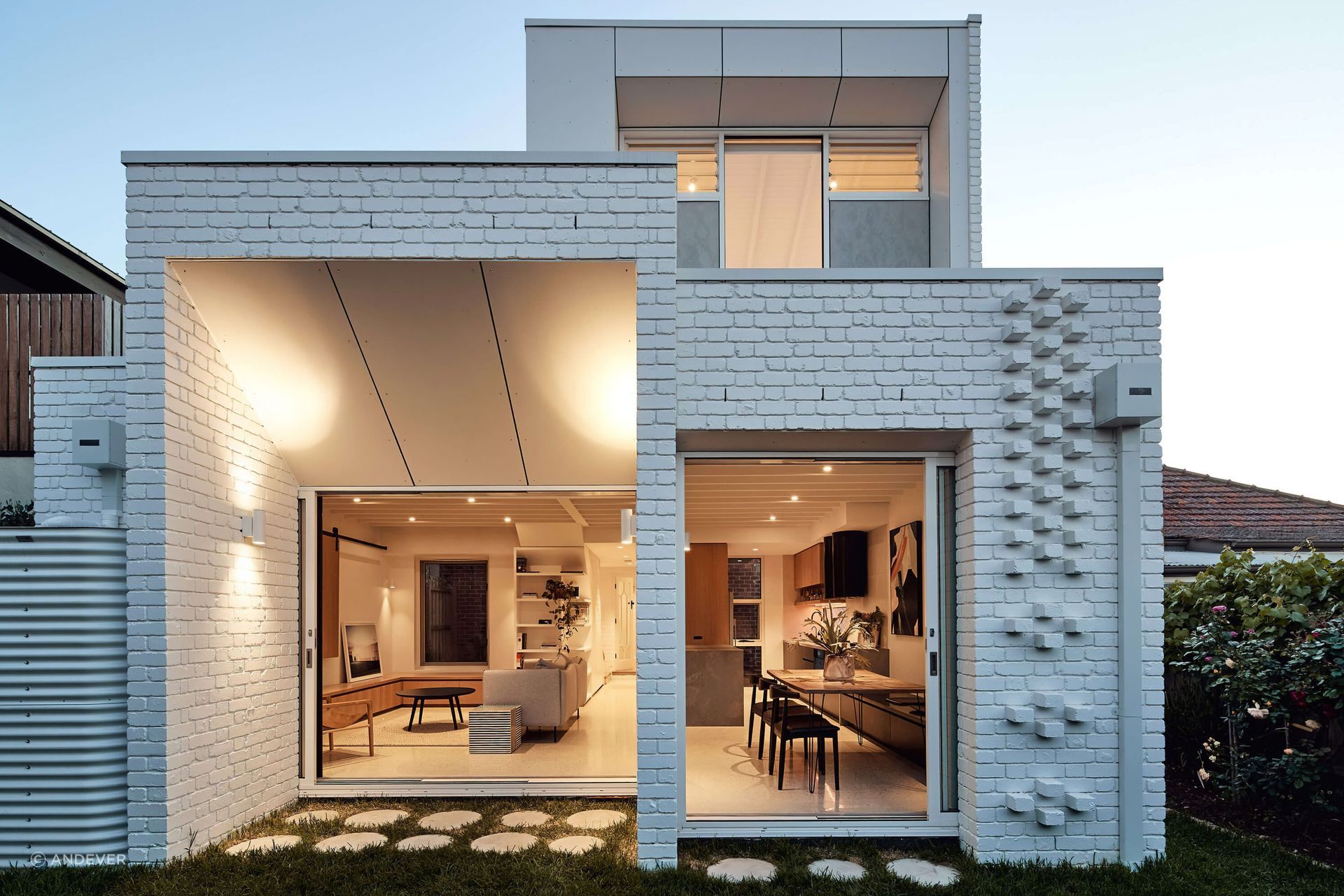 Depth and texture accentuated in the innovative design of Cascade House - Photography: Peter Bennetts