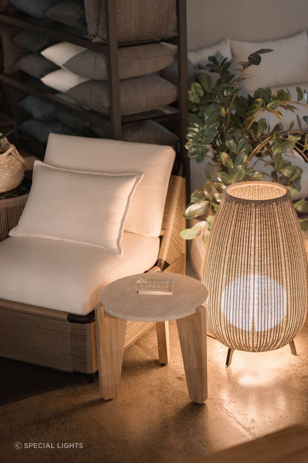 Special Lights' Amphora complements a coastal look