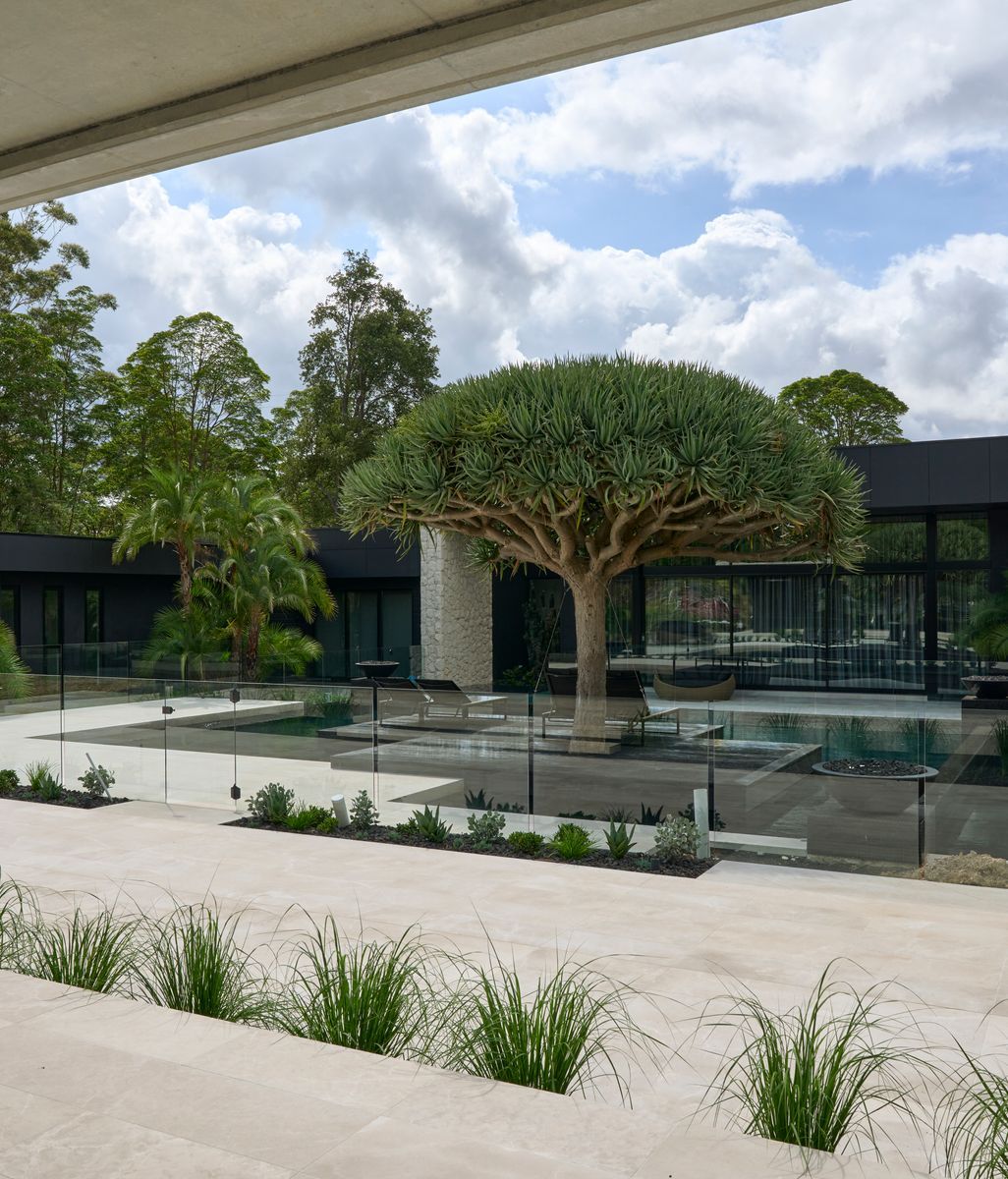 Beyond boundaries: the versatility & sophistication of frameless glass solutions