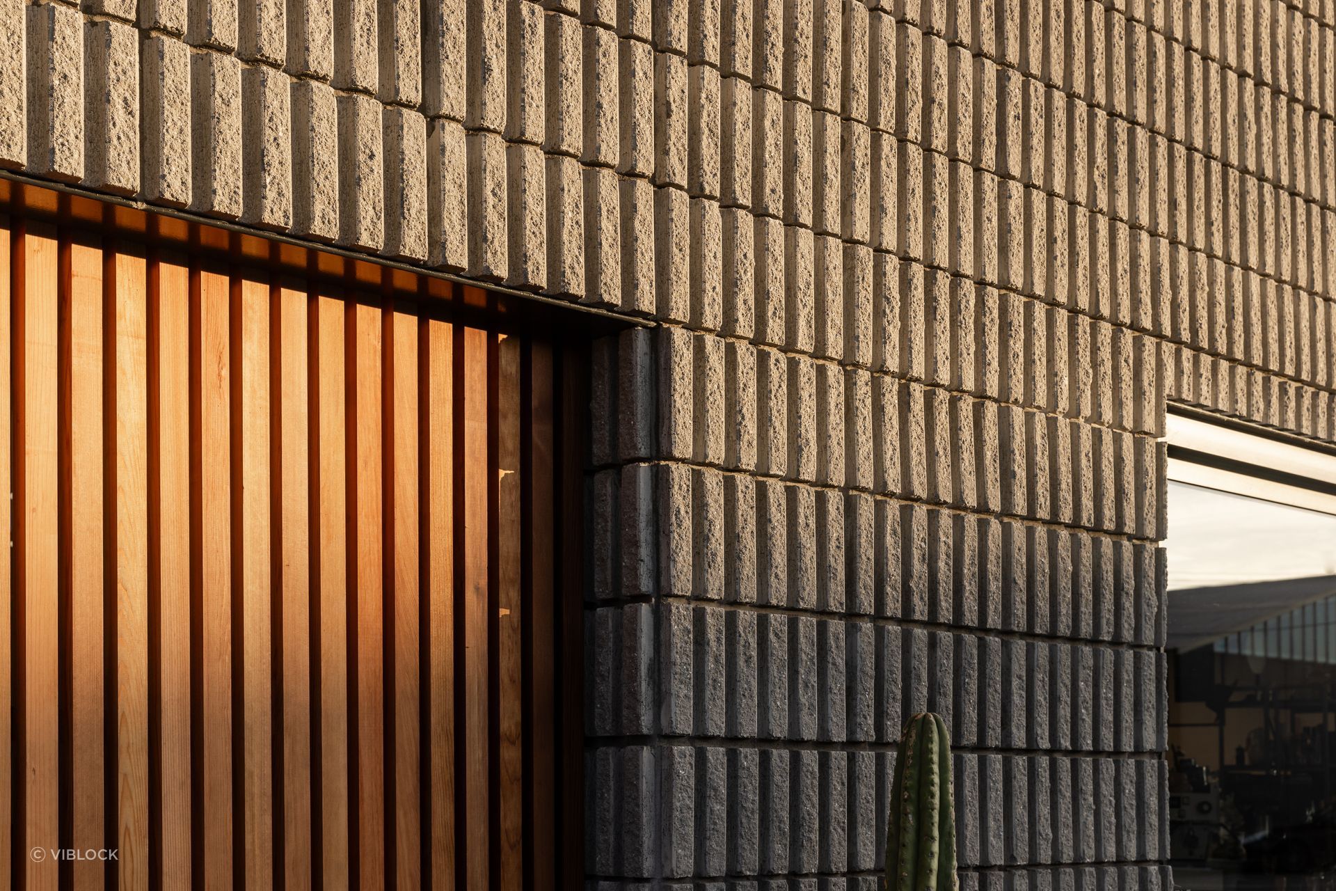 Viblock's brick veneer profiles are all available in a range of contemporary colours and textures.